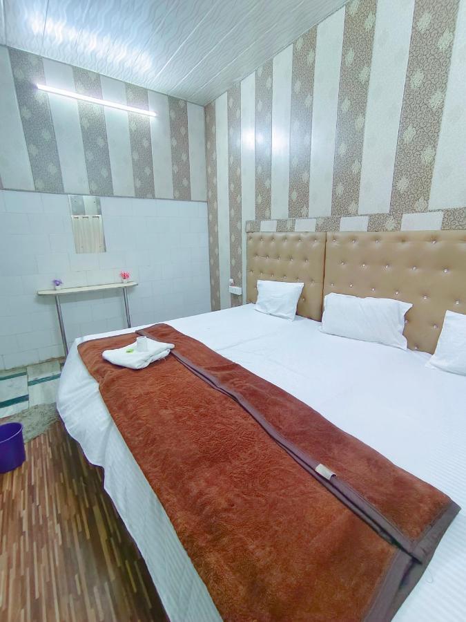 Hotel India Inn Walking Distance From Taj Mahal-- Rooftop Taj Mahal View Agra  Exterior foto