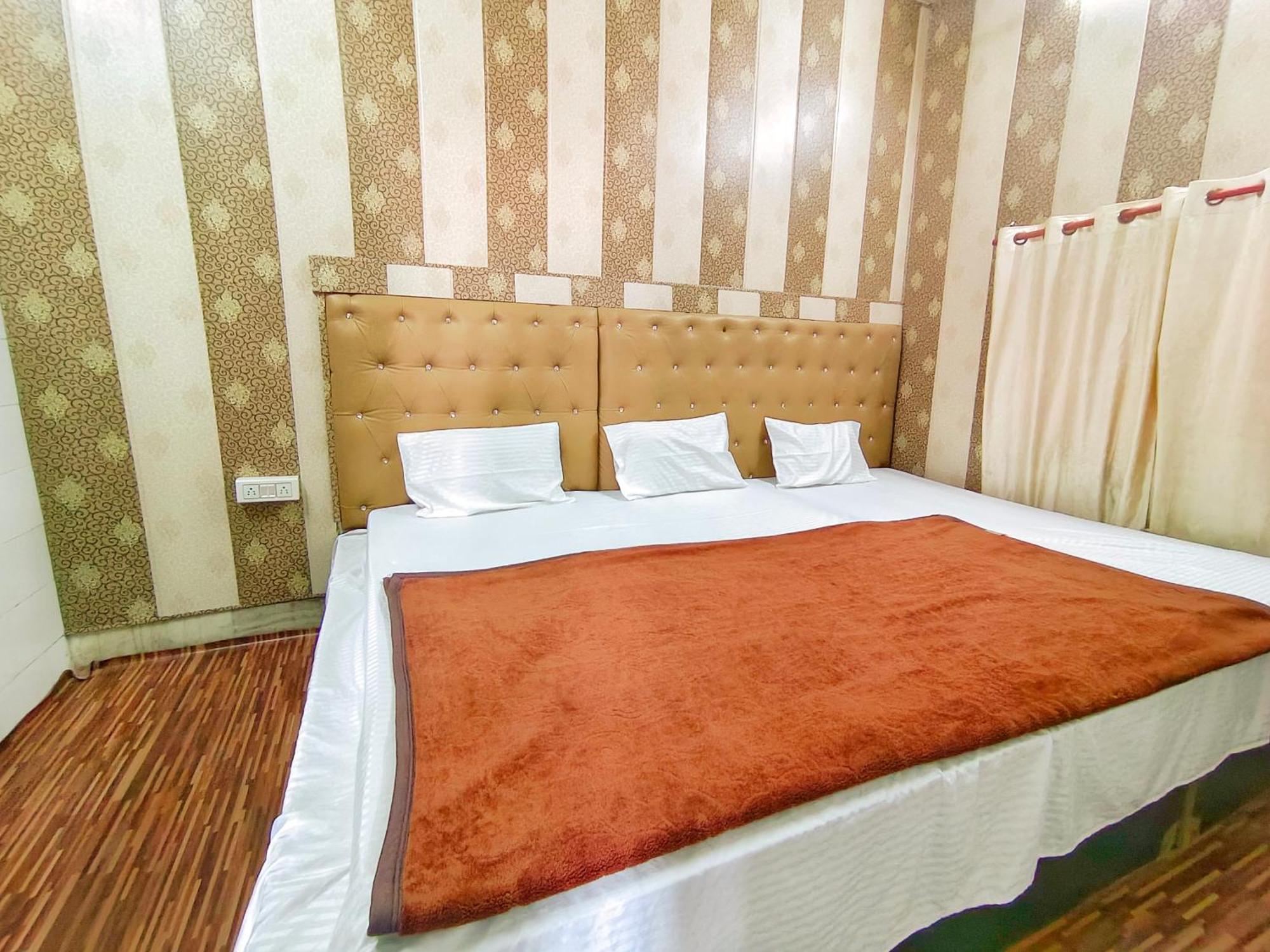 Hotel India Inn Walking Distance From Taj Mahal-- Rooftop Taj Mahal View Agra  Exterior foto