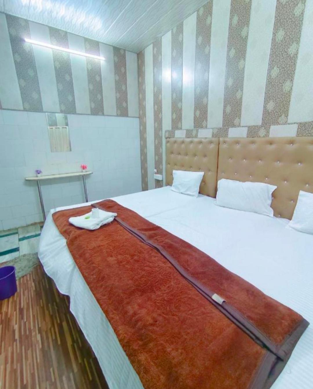 Hotel India Inn Walking Distance From Taj Mahal-- Rooftop Taj Mahal View Agra  Exterior foto